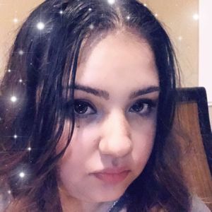 Meet your Posher, Alejandra